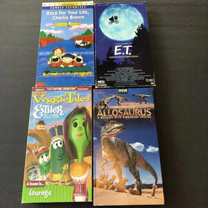 Used VHS 4 pieces lot of Random Movies